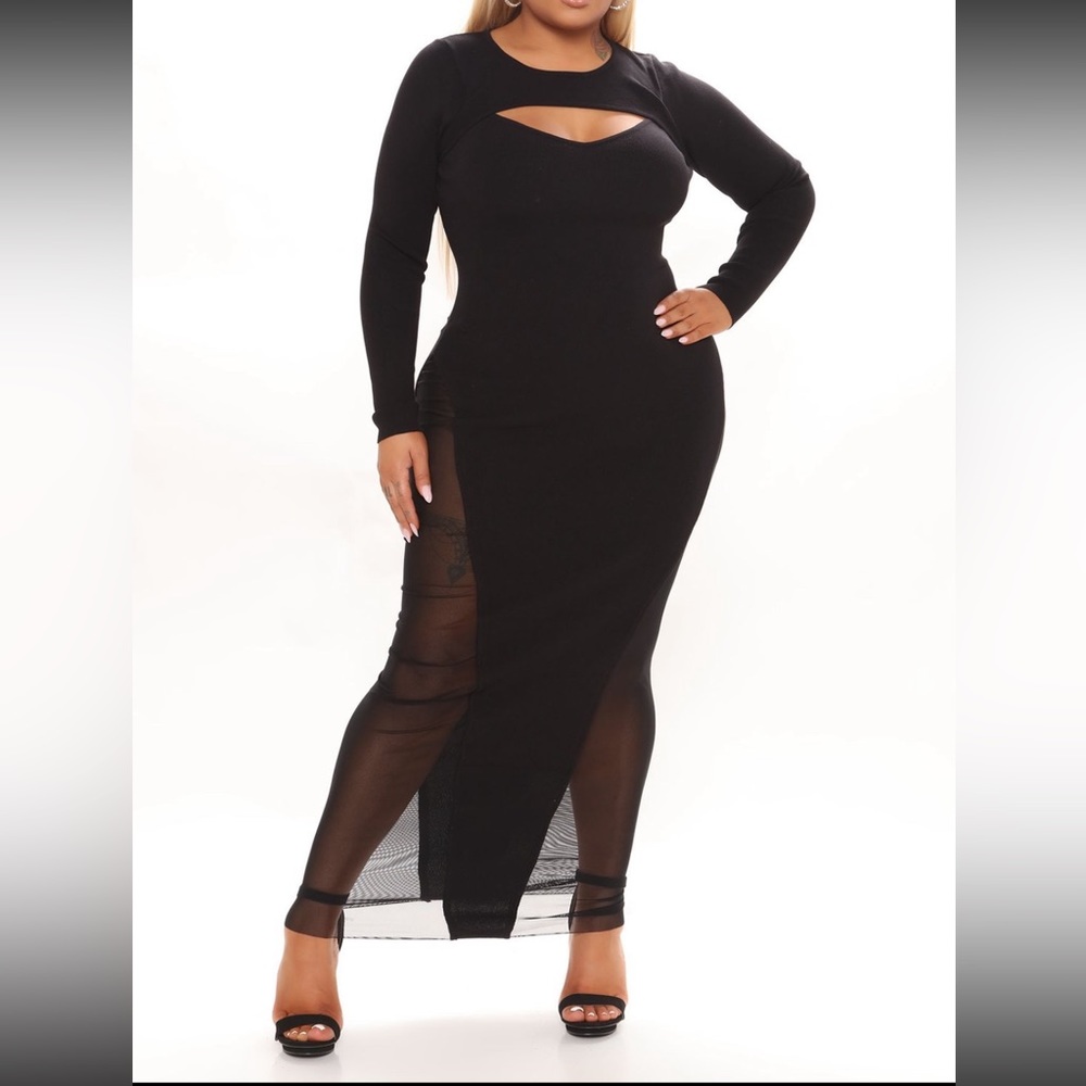 FashionNova: Emelina Sweater Maxi Dress